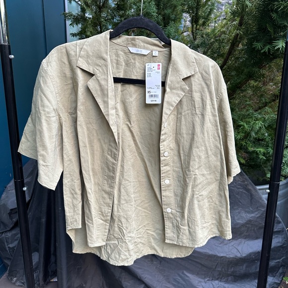 Uniqlo Linen Open Collar Button Up XS Khaki Shirt - Picture 2 of 5